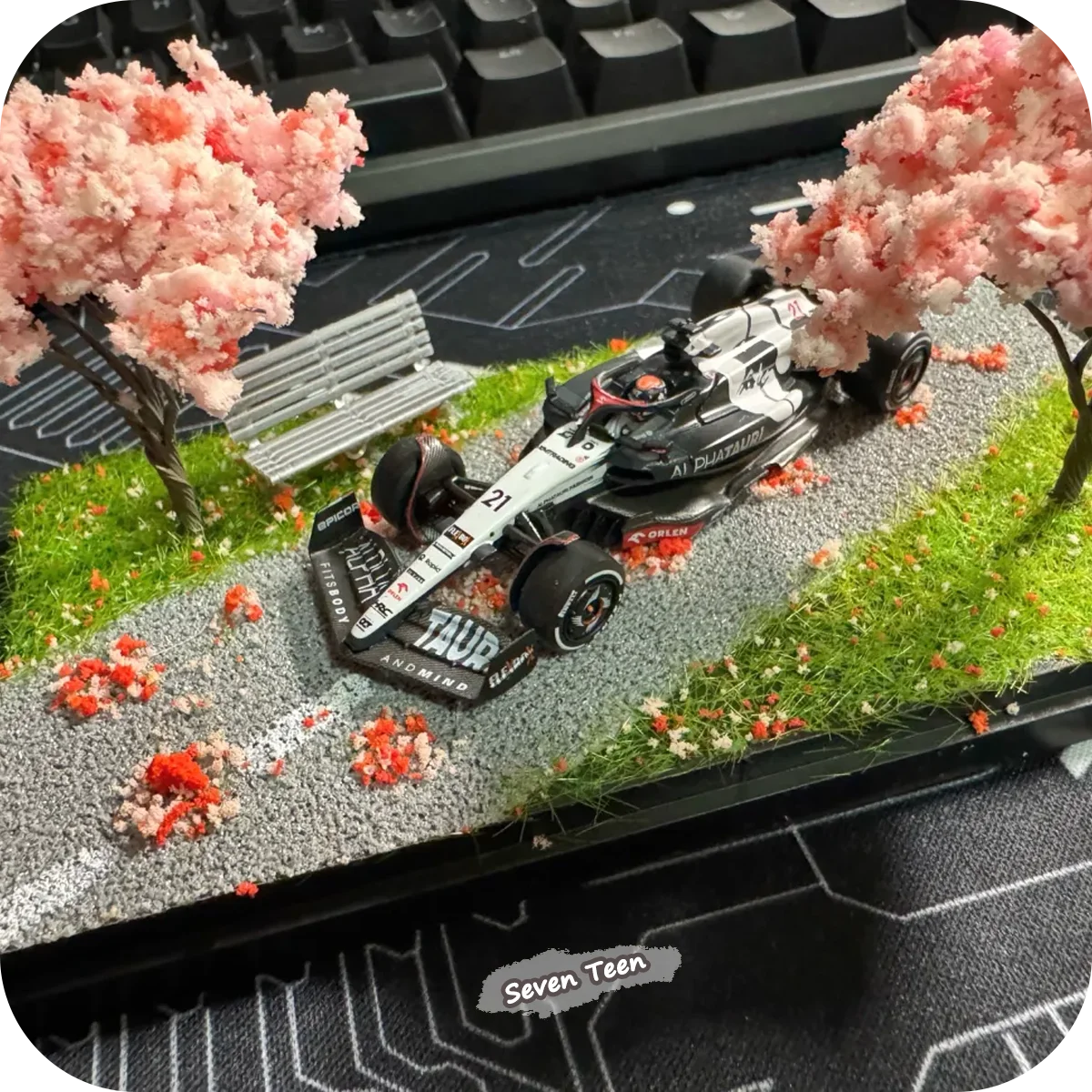 Cherry Blossom Miniature Display Box – Japanese Scene Home Decor