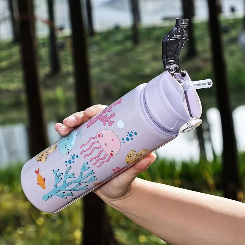 750ml Kids Water Bottle with Straw & Silicone Sleeve