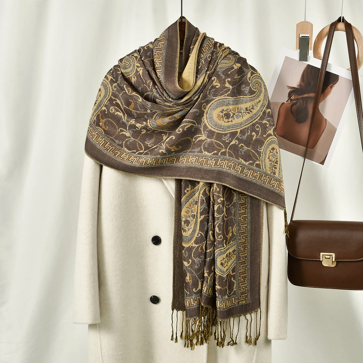 Women's Ethnic Paisley Pattern Large Scarf & Shawl