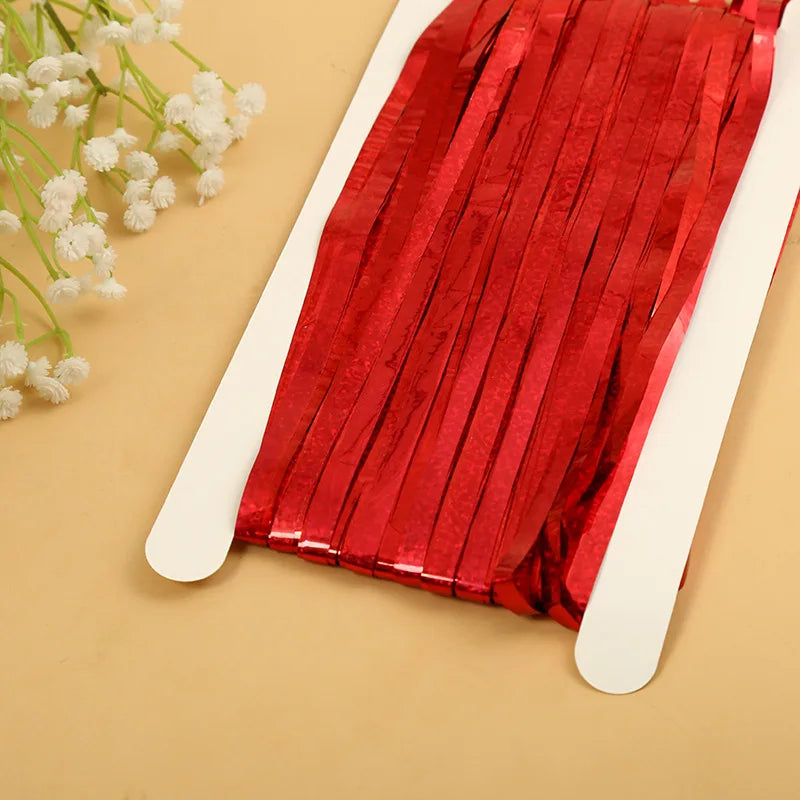 Metallic Tinsel Foil Fringe Curtain – Christmas Party Backdrop Decor