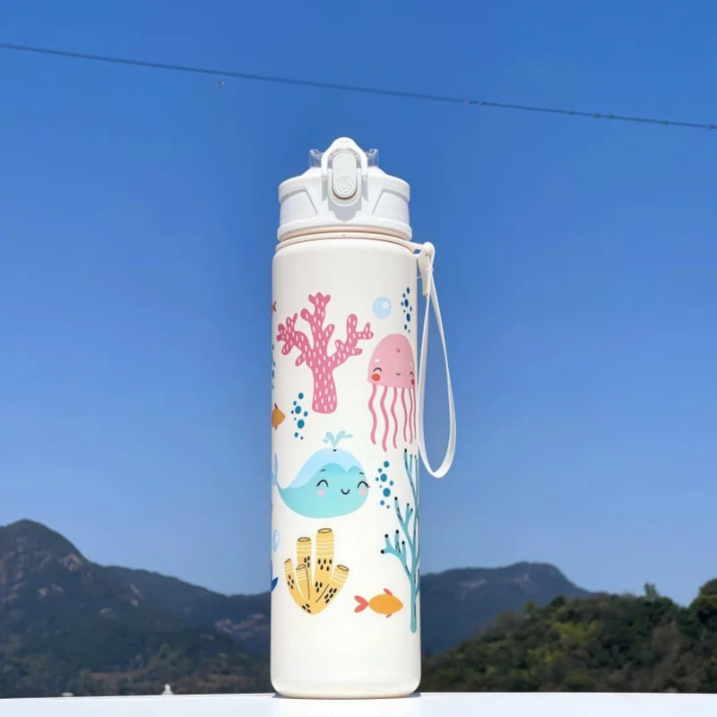 750ml Kids Water Bottle with Straw & Silicone Sleeve