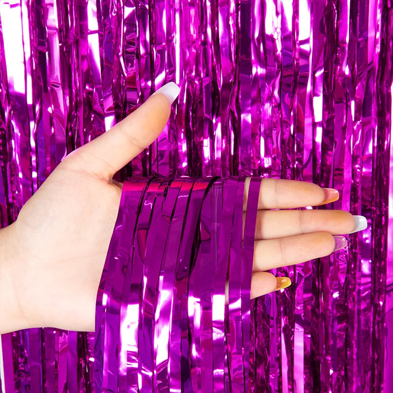 Metallic Tinsel Foil Fringe Curtain – Christmas Party Backdrop Decor