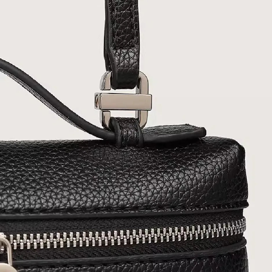 Chic Women’s Mini Shoulder Bag – Elegant Everyday Handbag