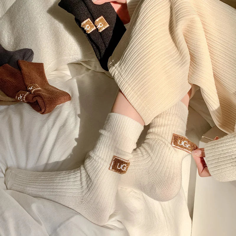 Women's Warm Wool Blend Socks – Soft Cozy Autumn Winter Crew Socks