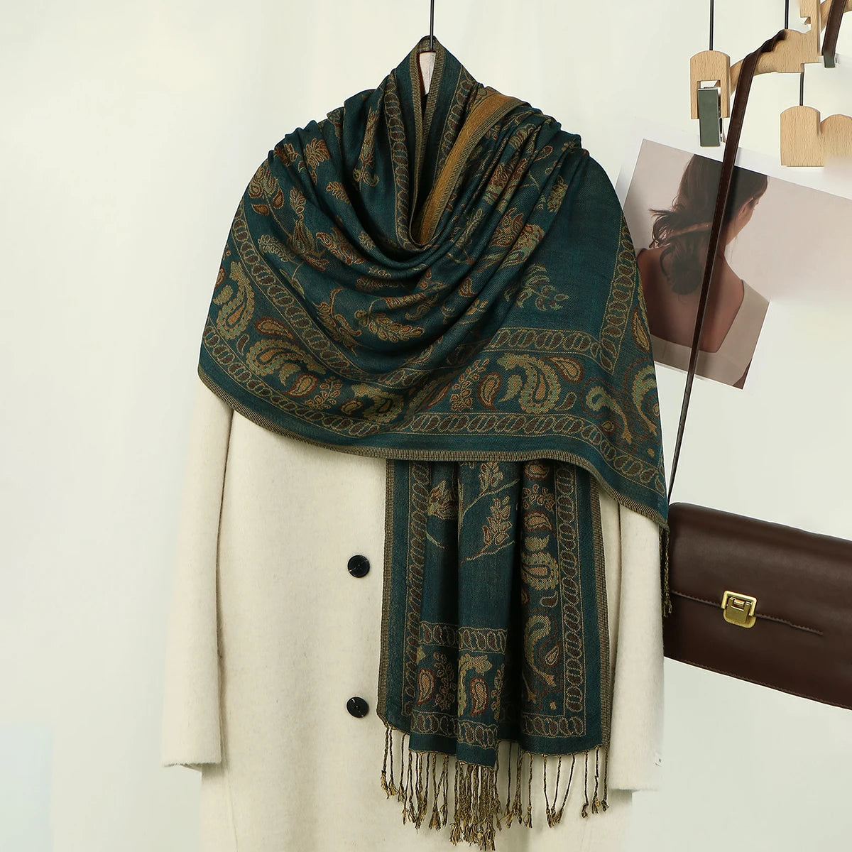 Women's Ethnic Paisley Pattern Large Scarf & Shawl