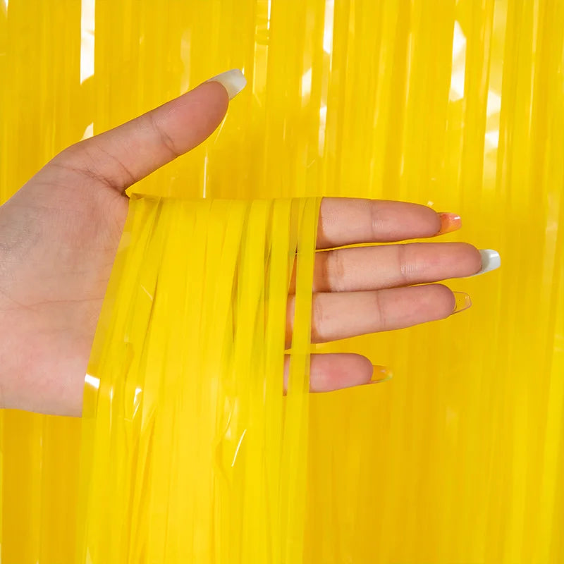 Metallic Tinsel Foil Fringe Curtain – Christmas Party Backdrop Decor