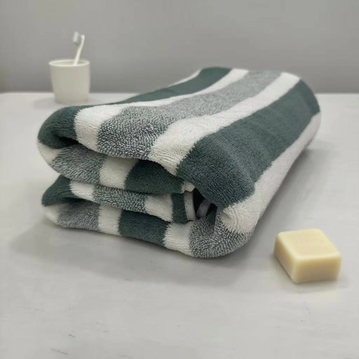 Thick Quick-Drying Absorbent Bath Towel