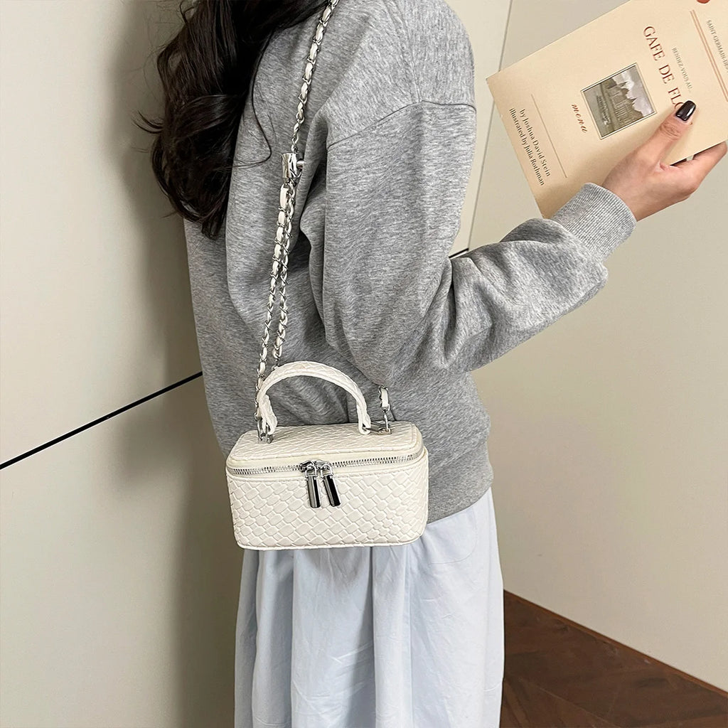 Women's Retro Crossbody Bag with Adjustable Strap