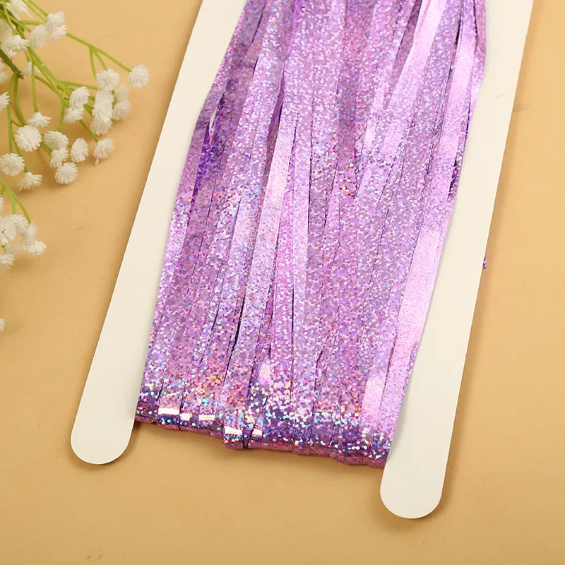 Metallic Tinsel Foil Fringe Curtain – Christmas Party Backdrop Decor