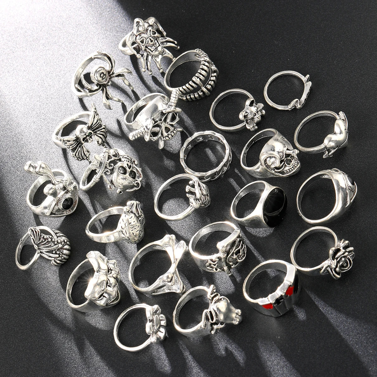 24-Piece Gothic Vintage Ring Set – Punk Style Unisex Fashion Rings