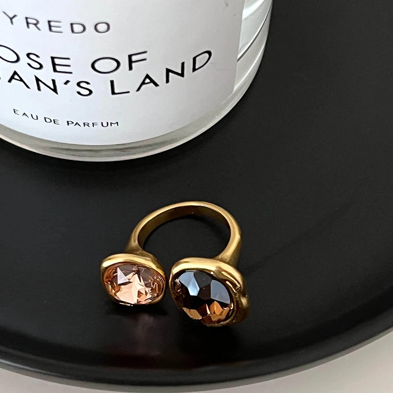 Women's Geometric Rhinestone Ring – Elegant Minimalist Fashion Jewelry