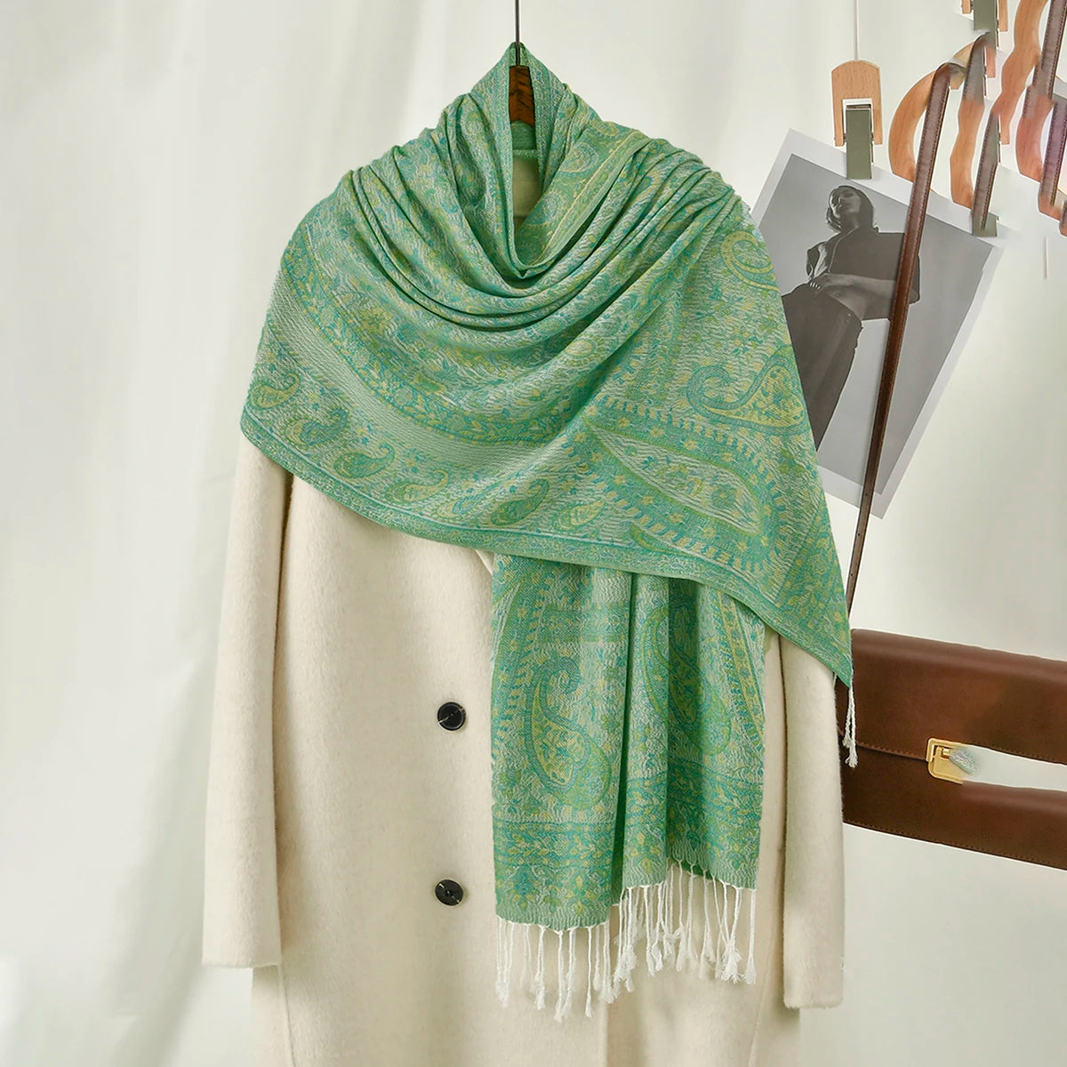 Women's Ethnic Paisley Pattern Large Scarf & Shawl