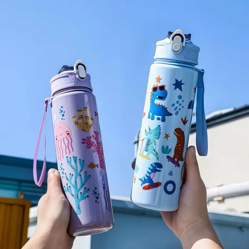 750ml Kids Water Bottle with Straw & Silicone Sleeve