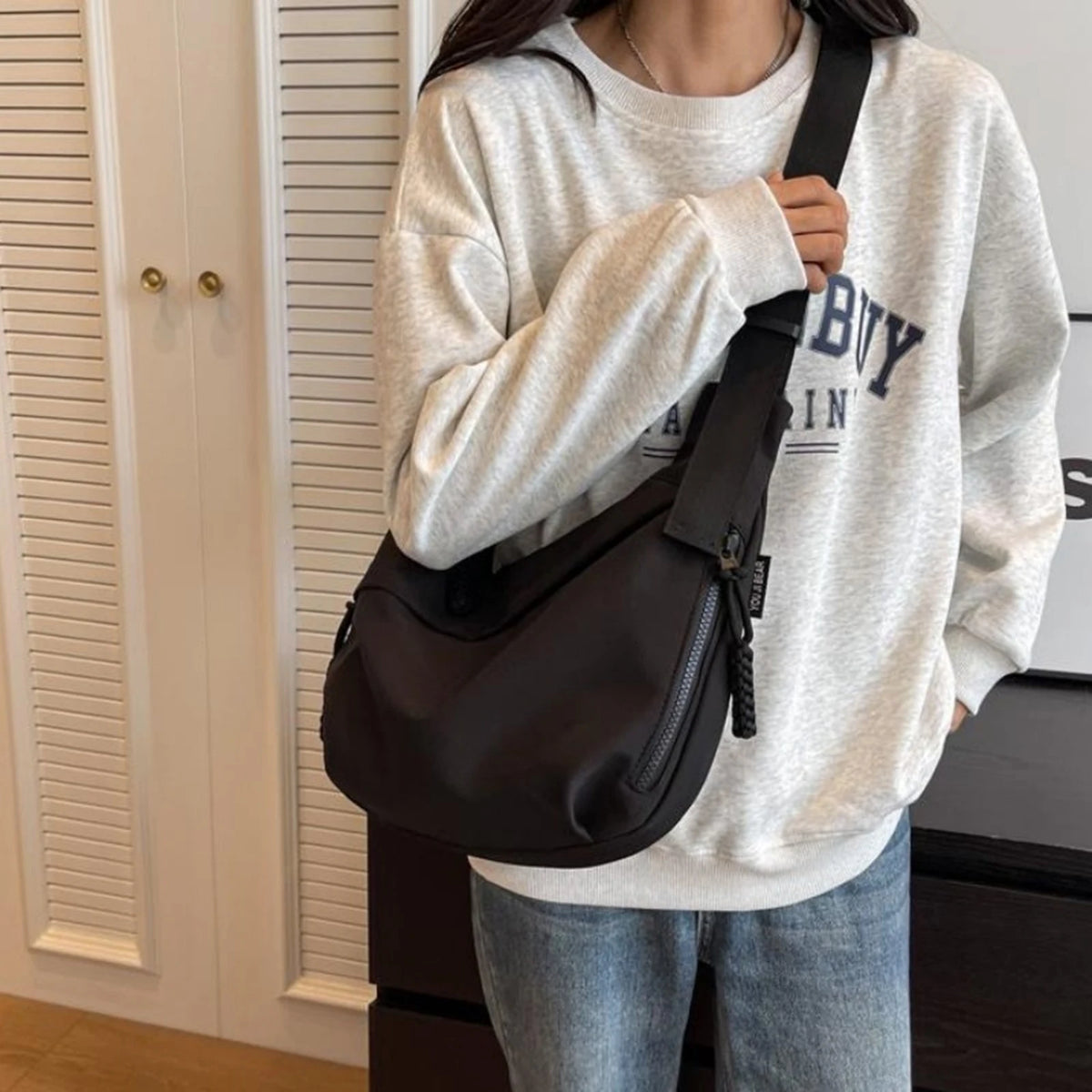 Women's Black Single Shoulder Crossbody Bag