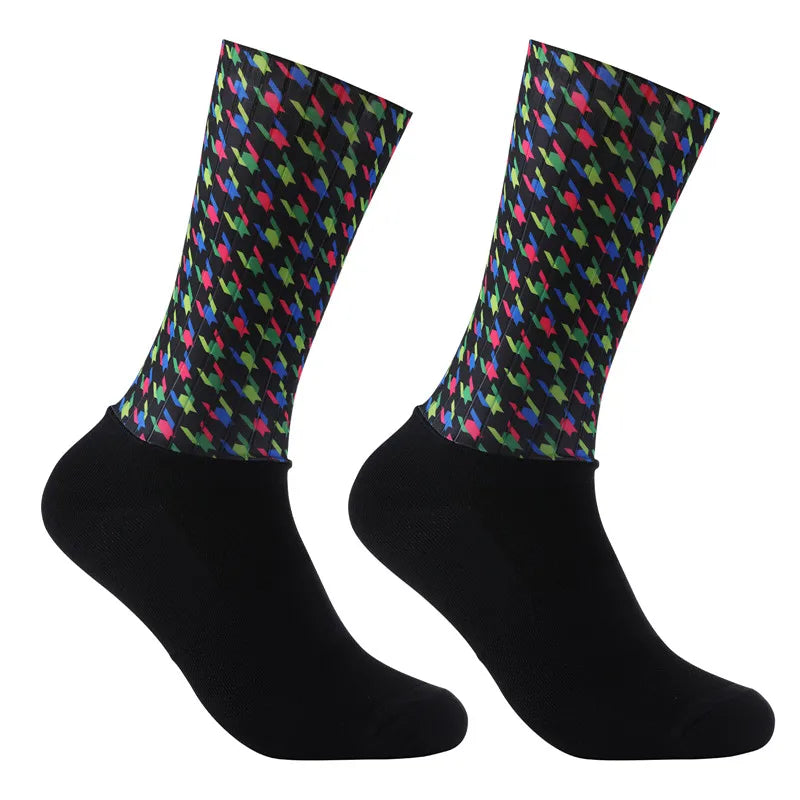 Anti-Slip Cycling Socks – Breathable Seamless Sports Crew Socks