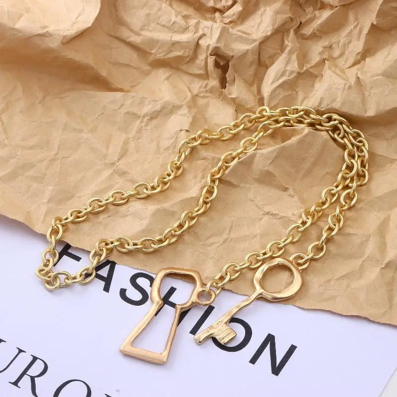 Gold Tone Chunky Chain Key Pendant Necklace for Women