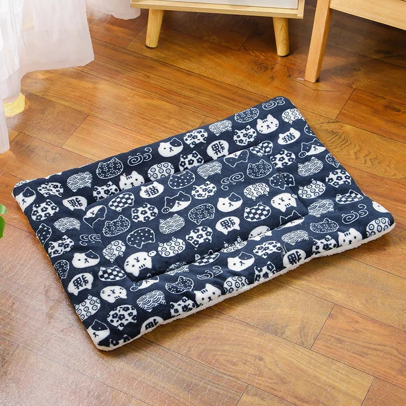Cozy Flannel Sleeping Mat for Cats & Small Dogs
