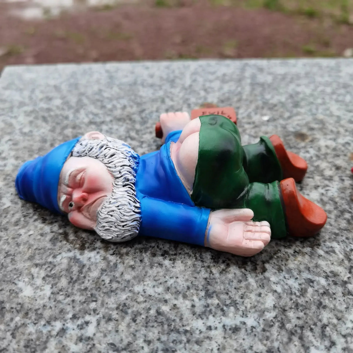 15cm Funny Garden Gnome Statue – Christmas Holiday Decoration