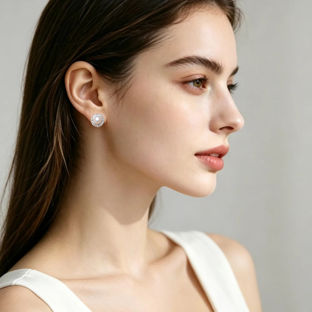 Women's Classic Pearl Stud Earrings