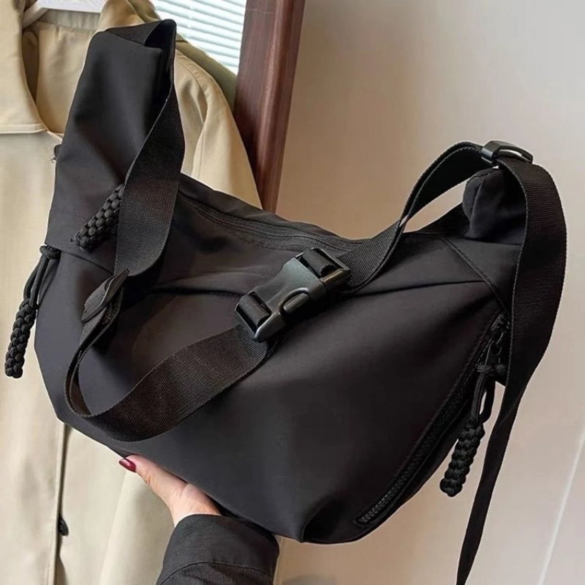 Women's Black Single Shoulder Crossbody Bag