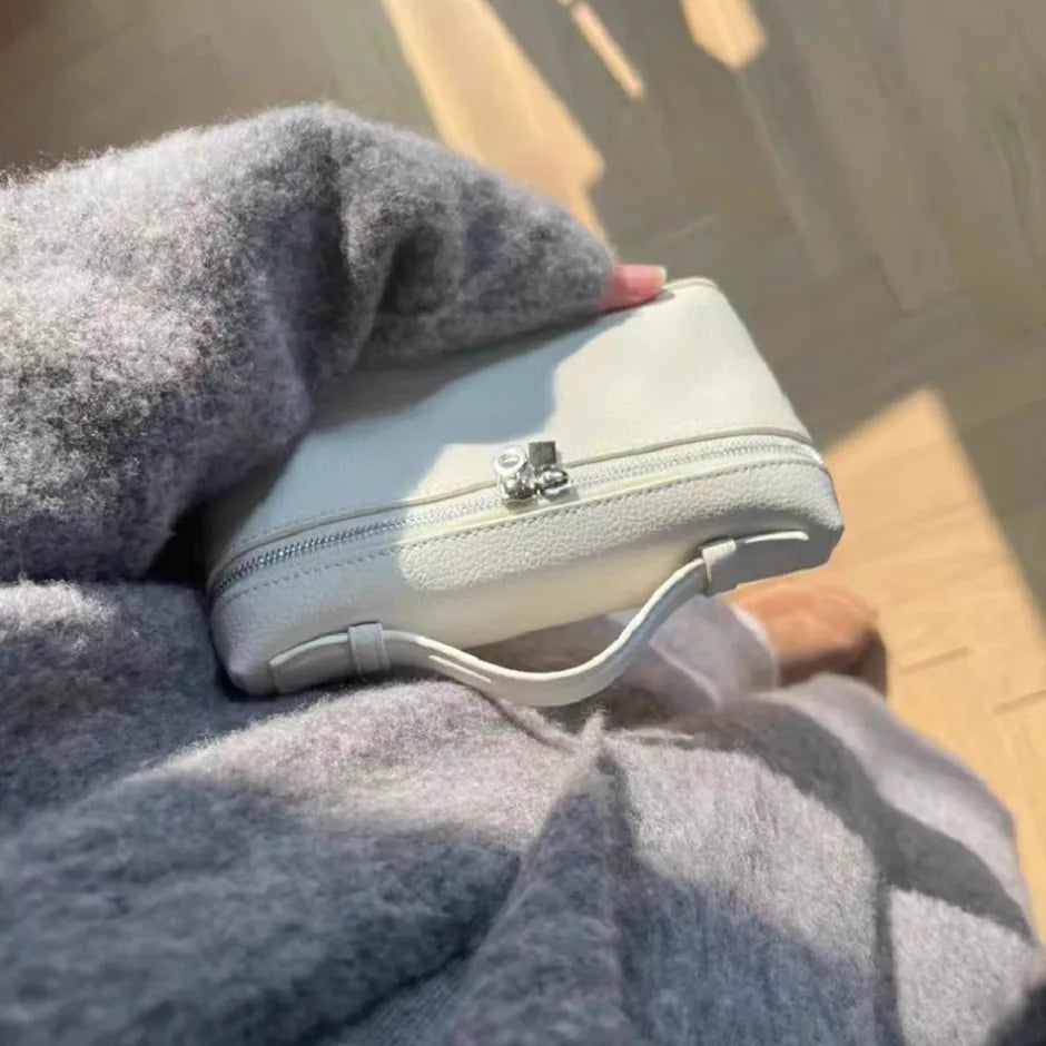 Chic Women’s Mini Shoulder Bag – Elegant Everyday Handbag