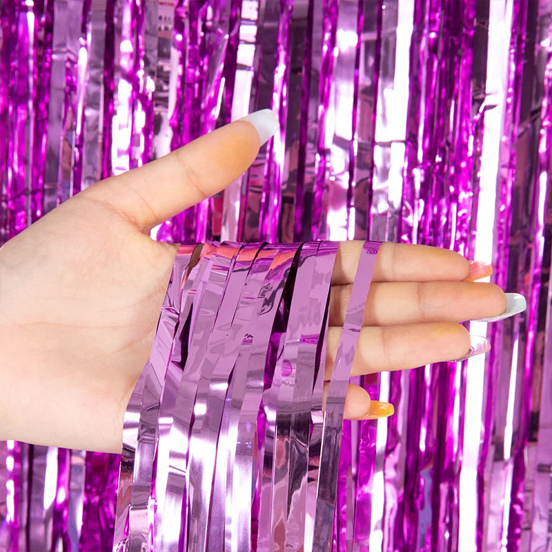 Metallic Tinsel Foil Fringe Curtain – Christmas Party Backdrop Decor