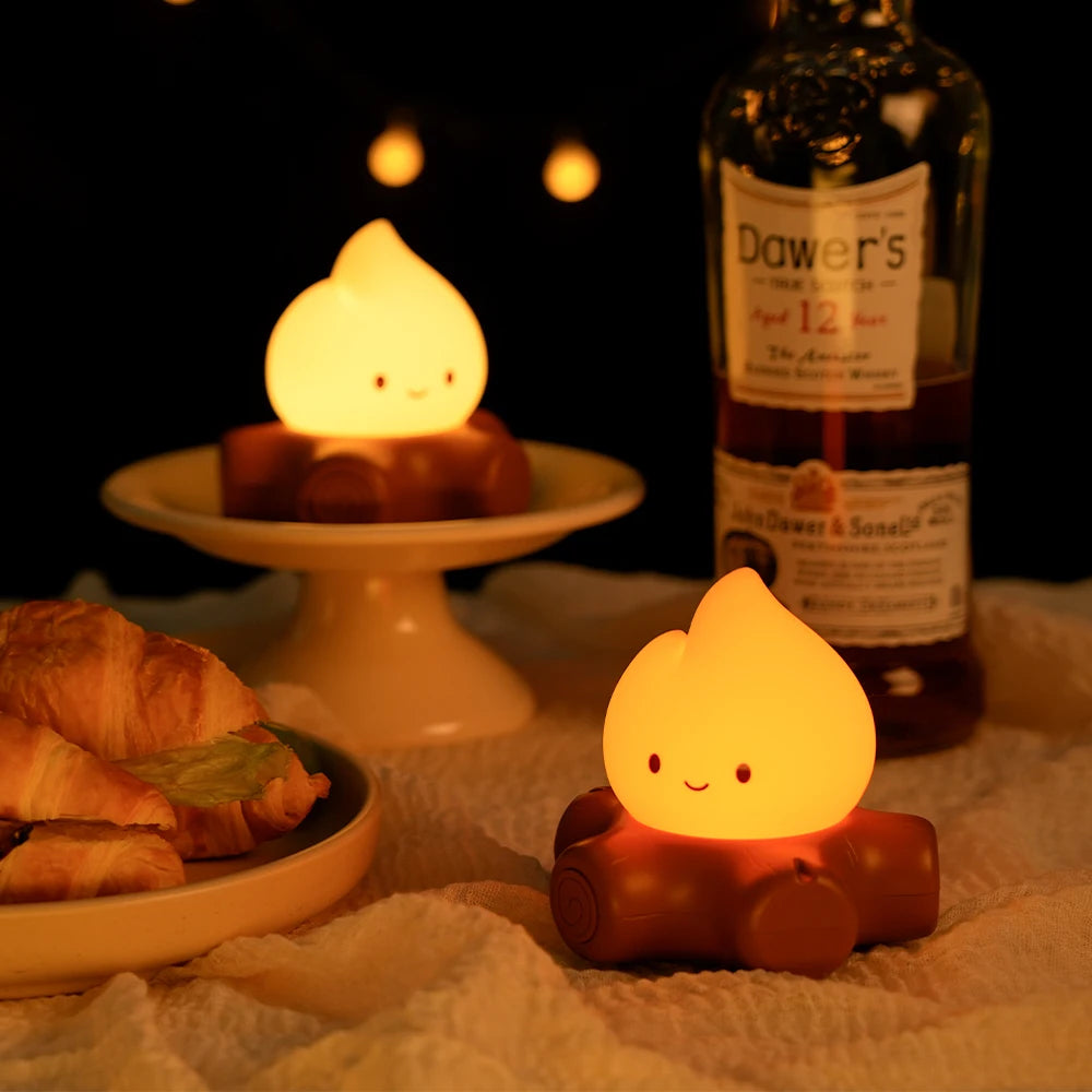 Campfire Night Light with White Noise – Cozy LED Atmosphere Lamp