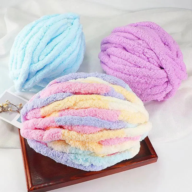 Extra Thick Hand-Knitted Chunky Yarn Blanket
